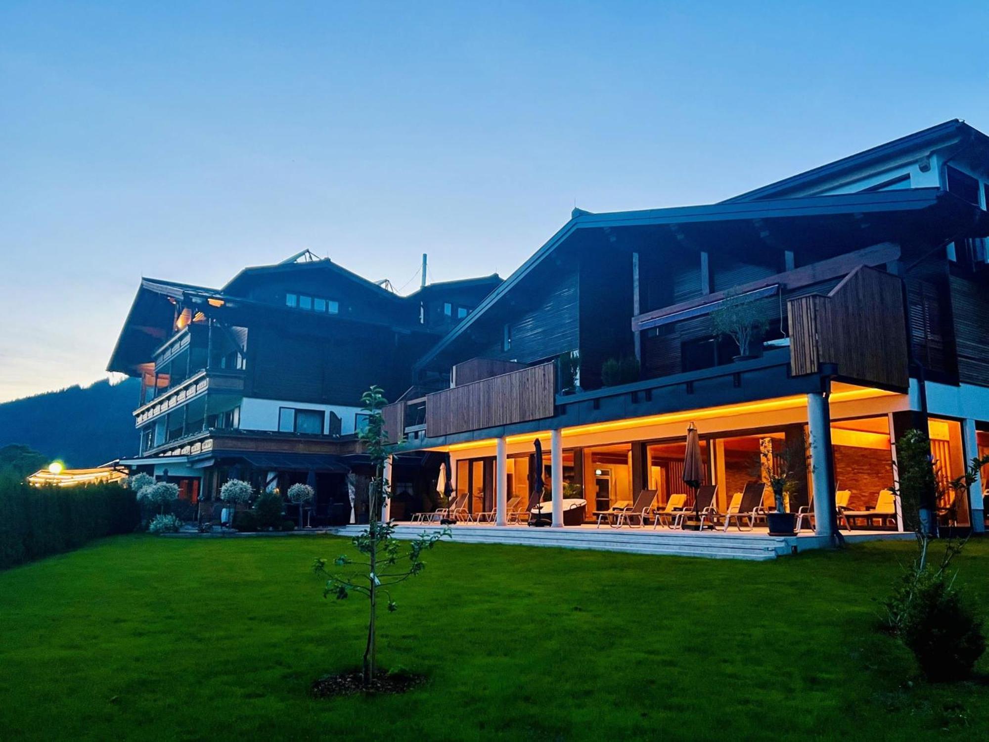 Landhaus Ramsau 람자우 암 다흐스타인 외부 사진